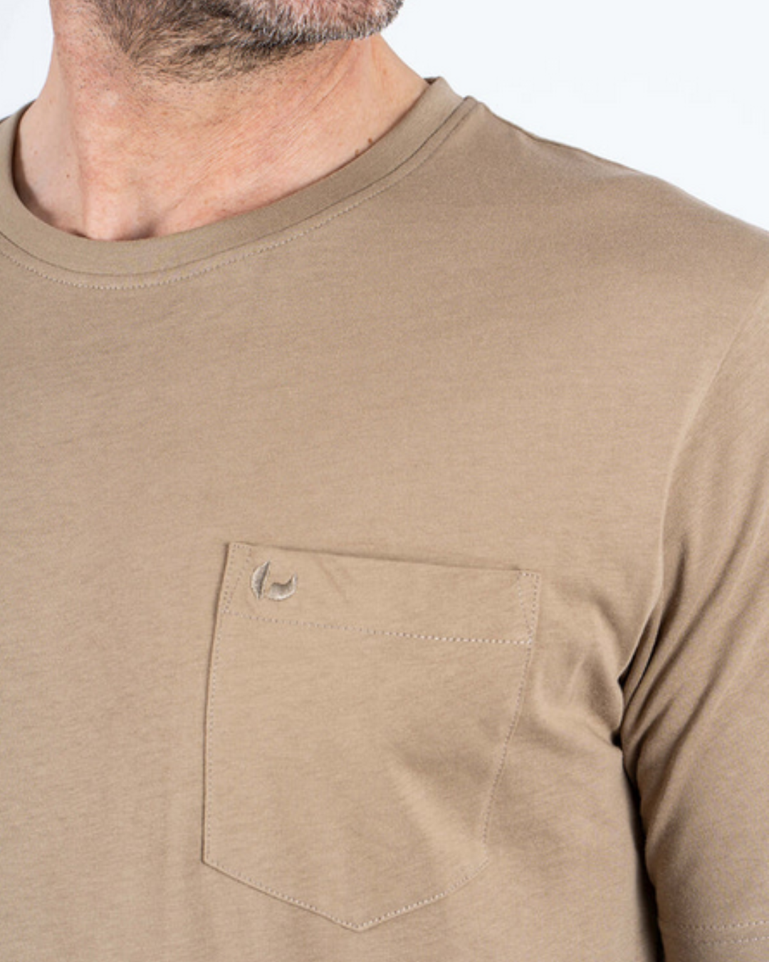 T-shirt med ficka