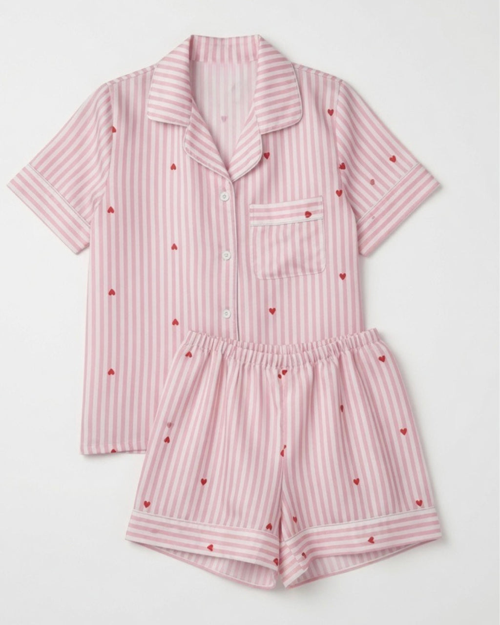 Pyjamas med hjärtan