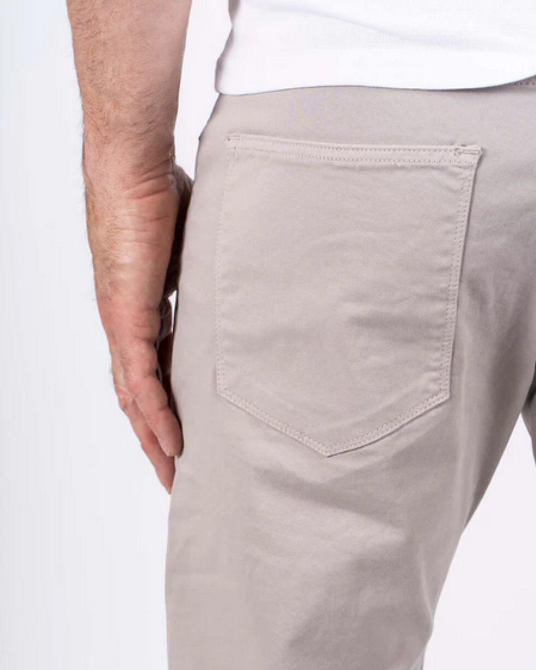 Chinos Ljus sand