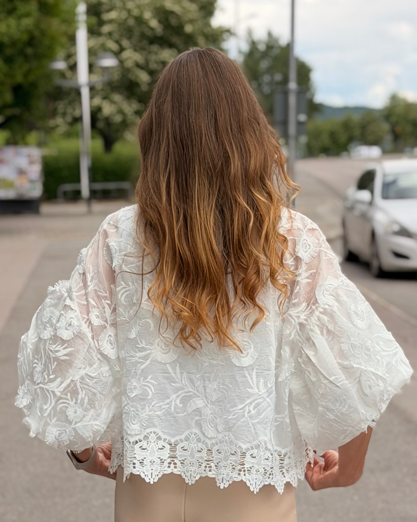 Blus med spets
