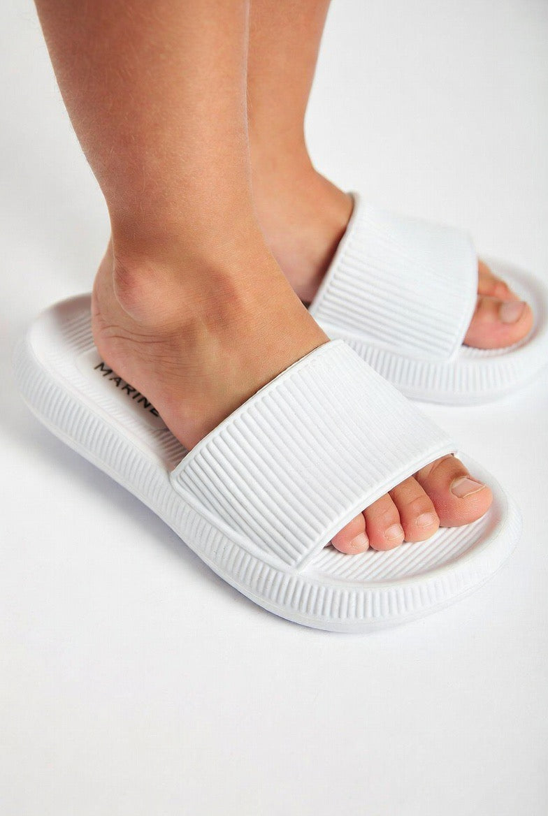 Plasttofflor vita