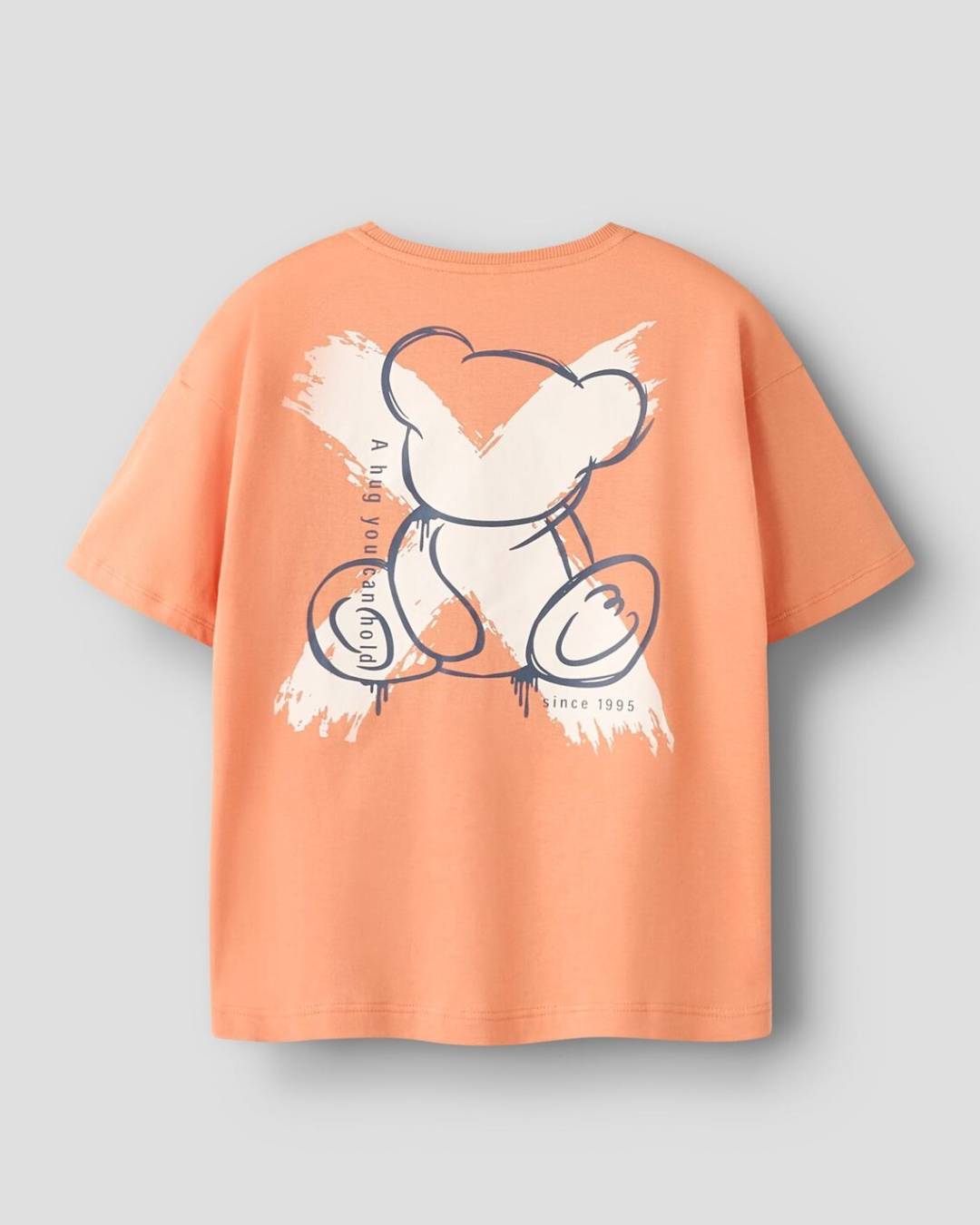 T-shirt med tryck på ryggen