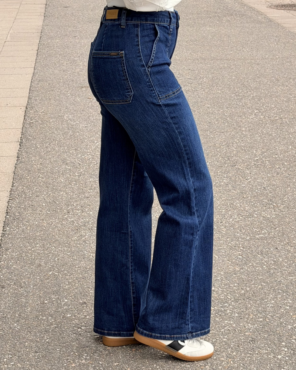 Toxik jeans