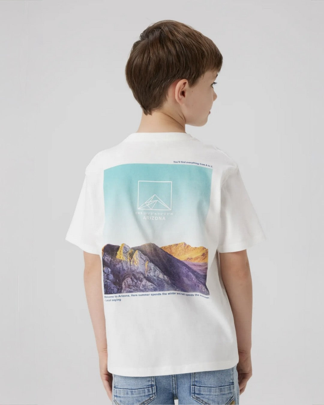 T-shirt med tryck bak