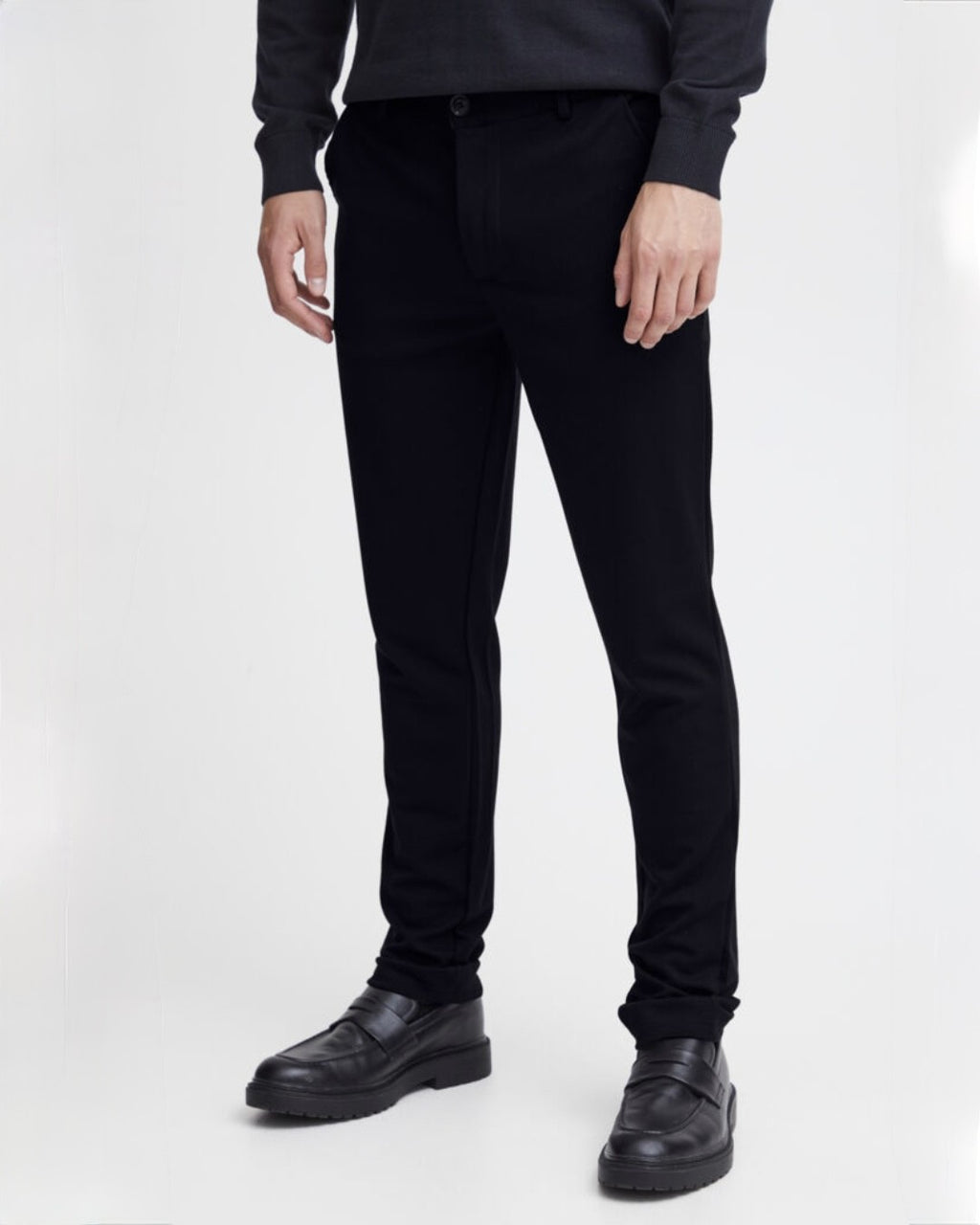 Chinos