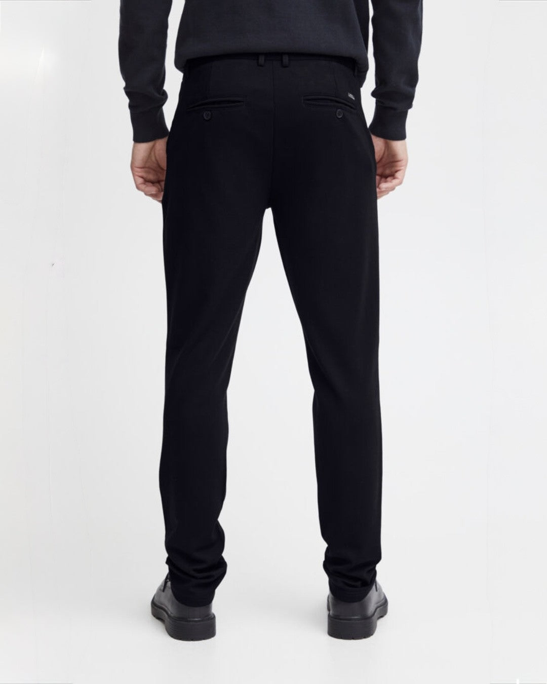 Chinos