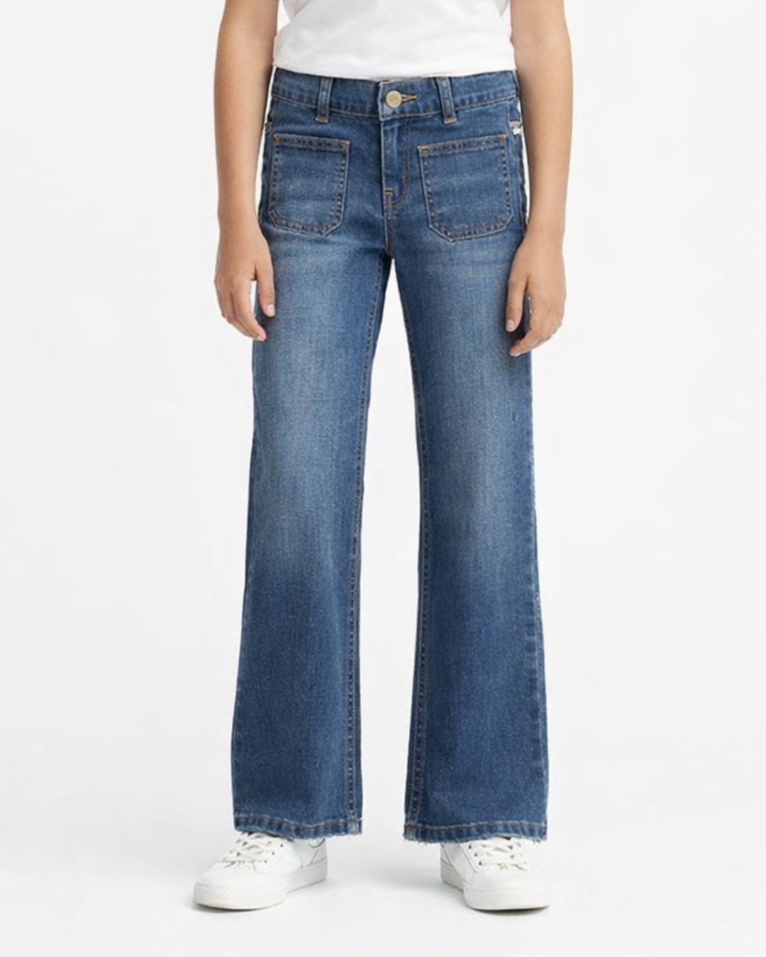 Jeans med trendiga fickor