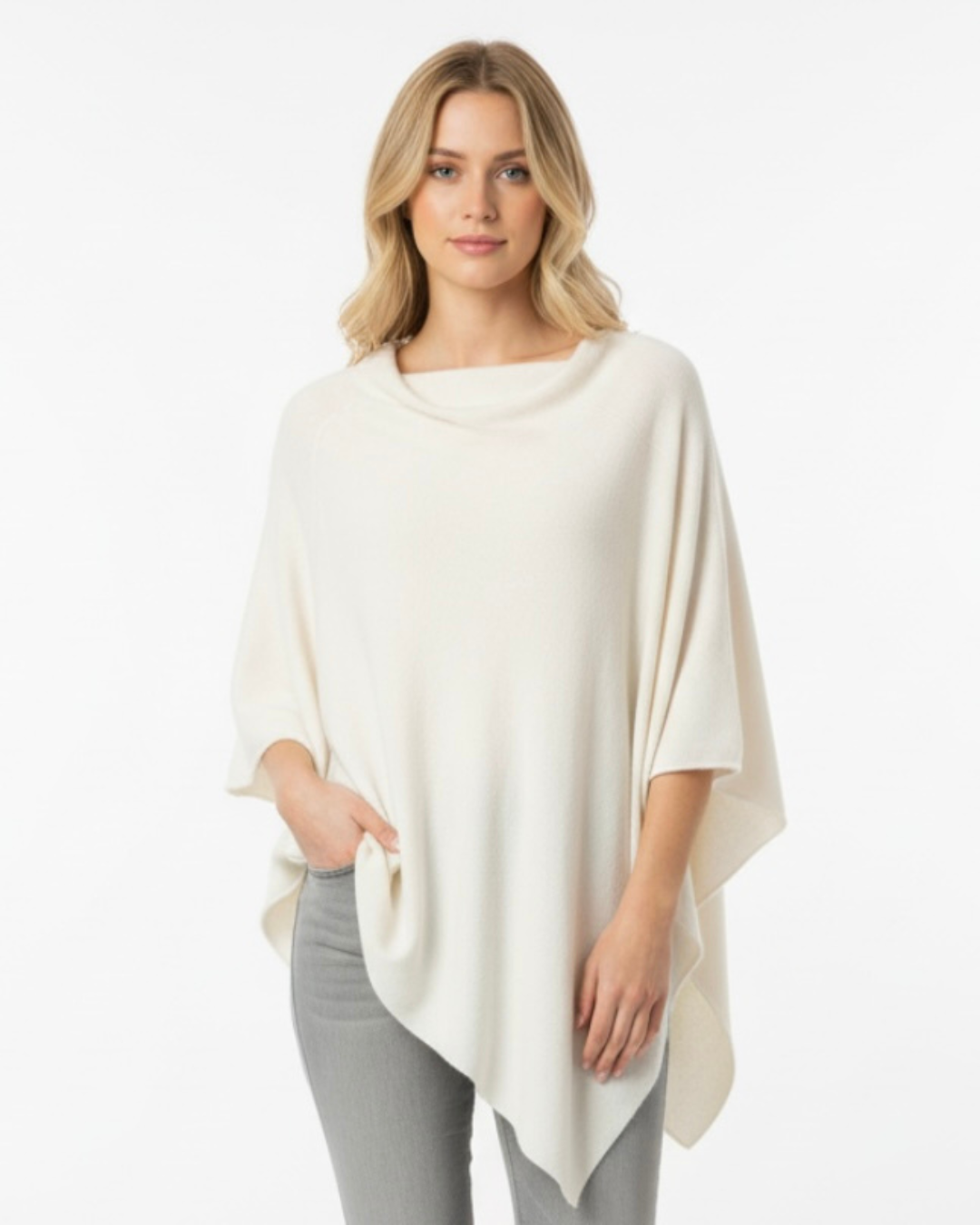 Stickad poncho
